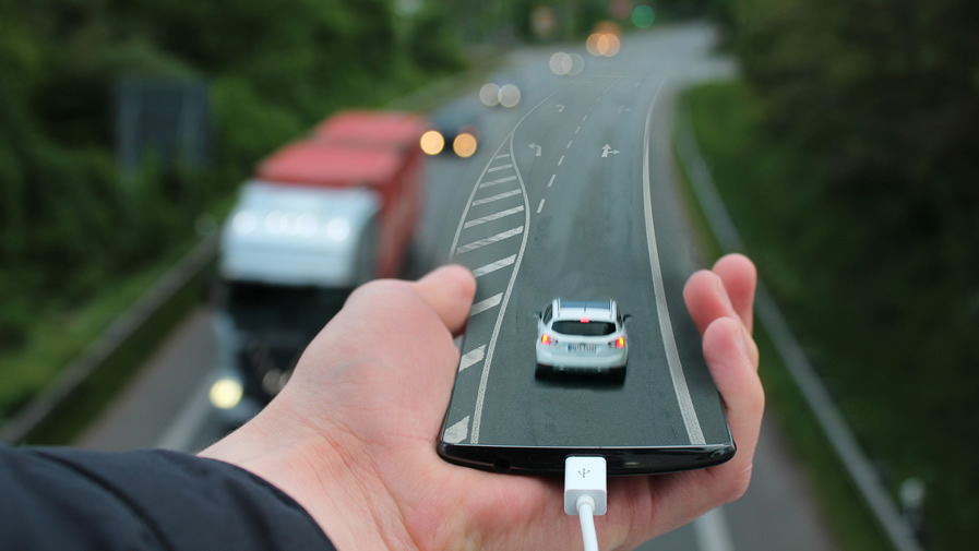 Voiture connectée : définition et réalités