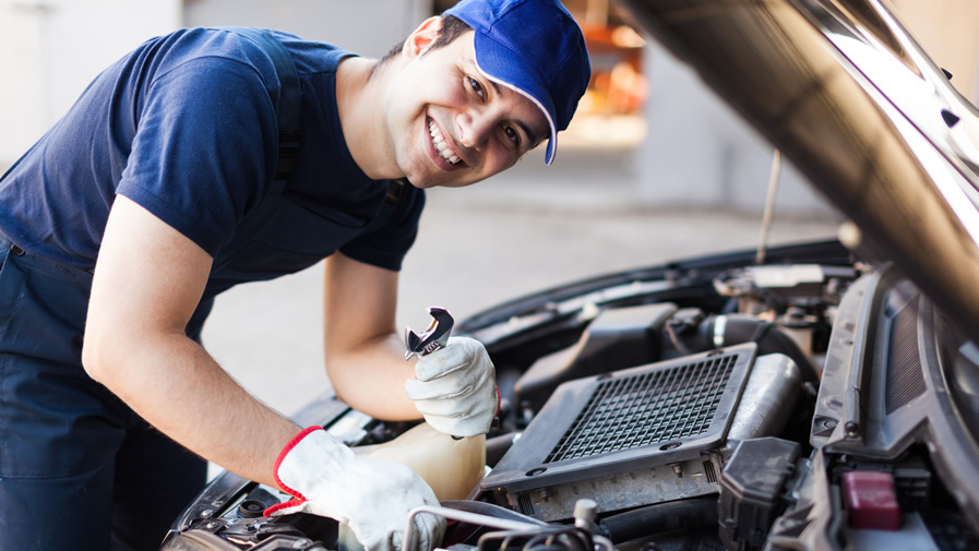 Tendance Eco Reparer Sa Voiture Avec Des Pieces D Occasion